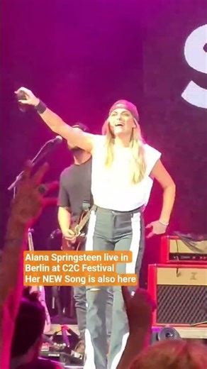 Alana Springsteen live Berlin going Taylor Swift STYLE at C2C - she also has a NEW song 2026 out :)
