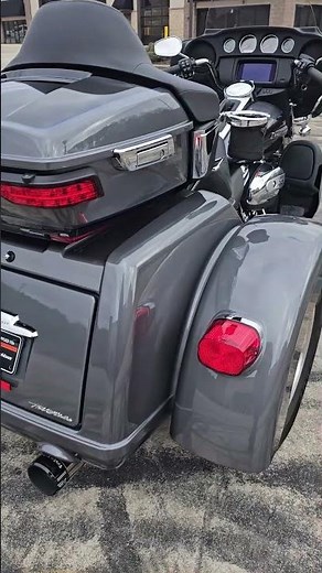 2021 Harley-Davidson FLHTCUTG Tri Glide Ultra