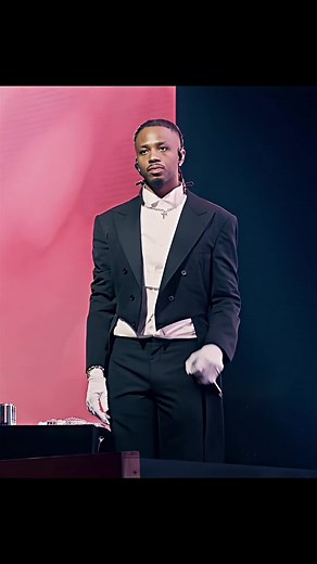 𝗟𝗠𝗖 on Instagram: ""Mask Off" symphonic version hits different 🐐🔥 Follow @lyricsmusiconcerts for more . . . . . #fyp #music #lyrics"