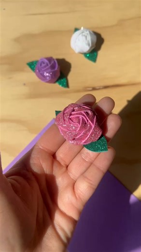 Como hacer una rosa con fomi #manualidades #fblifestyle | Dulce Rios Bisuteria