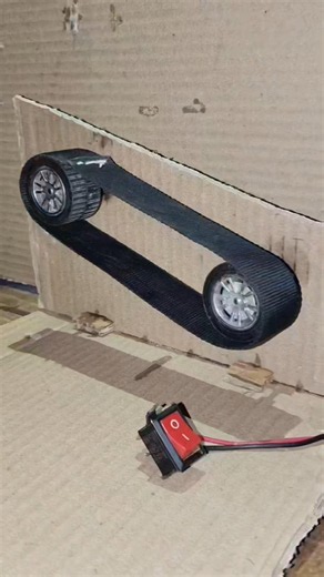 Escalator working model with cardboard & dc motor Diy #tech #esscalator