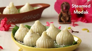 Steamed Modak | A traditional and authentic Maharashtrian steamed sweet dish . https://www.youtube.com/watch?v=jQhEBJNmWKg #ModakRecipes #MaharashtrianSweet | By Eenadu India- FOOD | Facebook