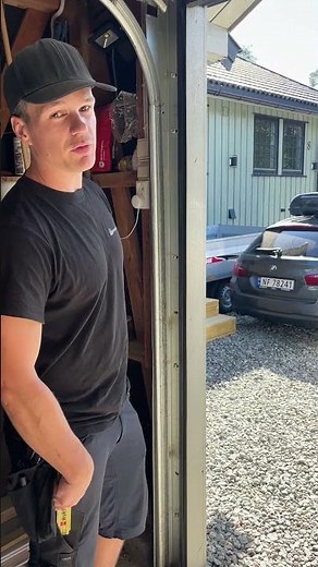 Hvordan ta mål for tilbud på ny garasjeport