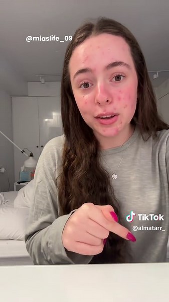 15 Influencers to Inspire Your Outfit Choices