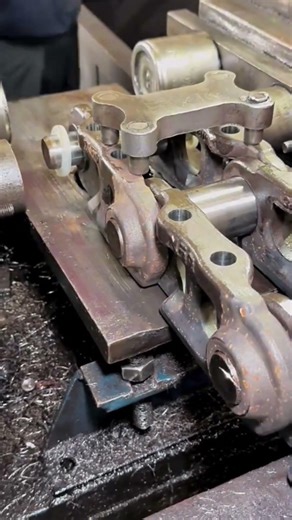 Big Chain Assembly in Factory ⚙️🔗