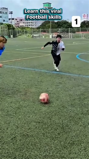 5.8K views · 8.4K reactions | Unlock this Moves ⚽️: Learn this viral 1v1 football Skills to Level Up Your Game #football #soccer #footballskills #soccerskills #tutorial | Progrii19 | Facebook