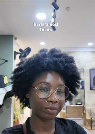 The word DOCTOR is not easy. 💁🏾‍♀️ Medical Doctor, means that apart of your life has been spent focusing on medicine. Developing the knowledge behind the words. Time away from who you are. This time, last year, I was literally praying every day to make it to the next day. I would wake up early in the mornings, cry and then get ready for work. But God brought me out. Out of the miry clay. Now we out here living this attending life. To all the medical students, nursing students, doctorate studen