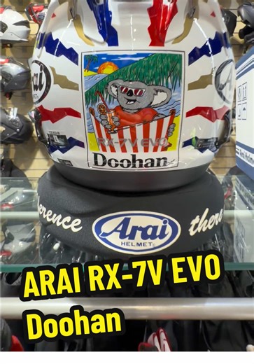 ARAI RX-7V EVO de la leyenda del motociclismo Mick Doohan en ⬇️ ✅ New Mundial Motos #arai #doohan #moto