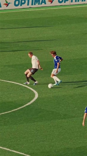 ¡PASÓ DE LARGO EL COLO! Nico Paz no se puso nervioso ante Kevin de Bruyne | #Shorts