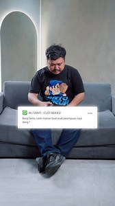 140K views · 411 reactions | Dulu semua orang nyuruh Santo Suruh buat apa aja: bantu tugas, bersihin rumah, sampe nyariin kado! Sekarang? Santo yang nyuruh balik... ke Meta AI.  Coba sendiri deh—Meta AI bisa bantu kamu cari ide jualan, resep, sampe tutorial coding! Gratis. Cepat. Gak banyak drama. https://www.instagram.com/reel/DJ3OXMSSfG3/?igsh=dWswd2N0cWpkZXpl | Meta | Facebook