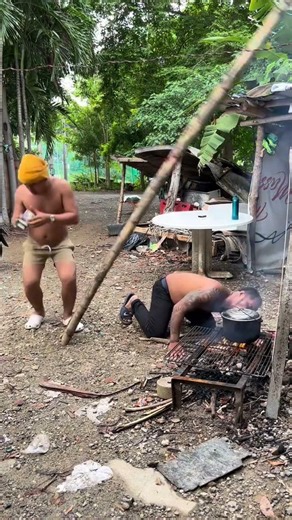 Nagka pira kapa natamaan payong kasama😂 #funny #funyvido #comedy #memes #comedyvidoes #humor
