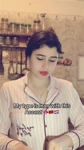 Vidéos de Kamar💗 (@_the_snake_girl) avec son original - user99033056775