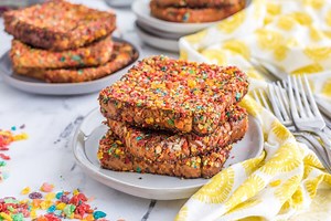 Fruity Pebbles French Toast