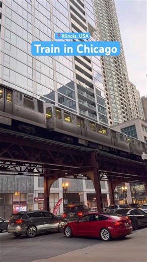 The Sound of Chicago🚊 #Chicago #LTrain #Shorts #Travel #CityVibes #CTA #ChicagoTransit #4K