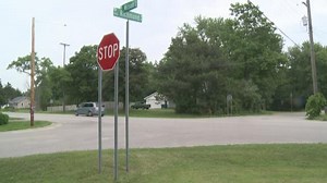 Neighbors say intersection  where  mopeds crashed is unsafe