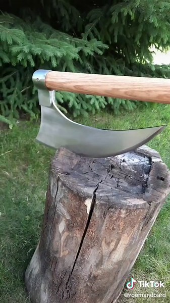 The #Great #Axe or the Dane axe was a long two handed axe with a large head meant for extra brutality on the battlefield. The #greataxe melee weapon (martial, axe)Category: ItemsDamage: 1d12Damage Type: SlashingItem Rarity: StandardProperties: Heavy, Two-HandedWeight: 7 #Roomandbard #rpg #roleplay #dndtiktok #podcast #History #weaponry #medieval #middleages #dnd #dungeonmaster #dungeonsanddragons #dndtok #dnd5e #knight #vikings #danes