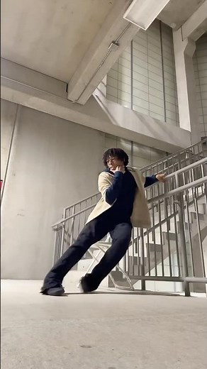 Maroon 5 (DANCE) Moves Like Jagger #moveslikejagger #maroon5 #christinaaguilera