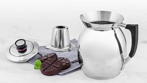 🍫 🥛 Chocolatera de Royal Prestige = la perfecta taza de chocolate caliente. Descubre cómo nuestro sistema ayuda a evitar derrames y elevar tradiciones. Más información en el siguiente link 👉🏼 https://bit.ly/2YNlvJh --- 🍫 🥛 Royal Prestige Chocolatera = the perfect cup of chocolate. Discover how our system helps avoid spills and elevate traditions. For more information, click here 👉🏼 https://bit.ly/2YNlvJh #RoyalPrestige #chocolatera #chocolatelovers #tradiciones #chocolatecaliente #Posibi