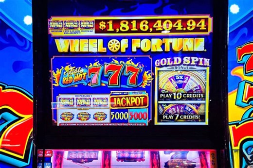 Traveler turns $5 into $1.8M after hitting jackpot at Las Vegas airport