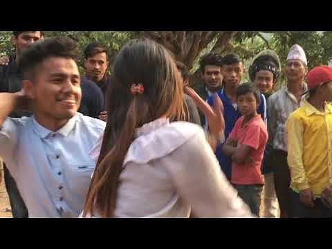 Nepali Lok Geet, Nepali new song dance ,Saal ko pata tapari Super hit Nepali Song साल को पात टपरी