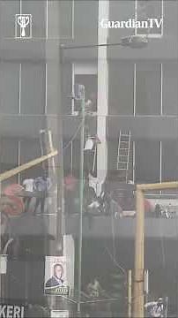 Moment man jumped from a six storey UBA building during a fire outbreak in Lagos