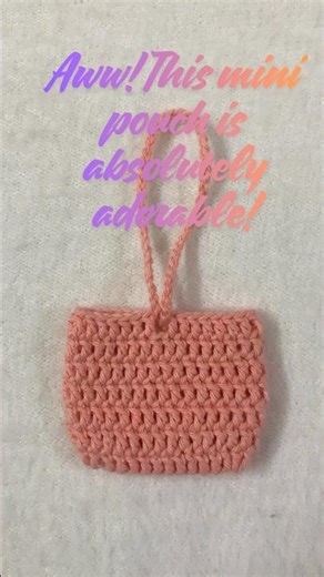 Aww! Look at this tiny crochet pouch 🧶 So cute! 😍#crochet