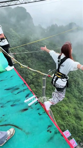 Bungee Jumping With Rope In Beautiful Place:Asmr Bungee Jumping