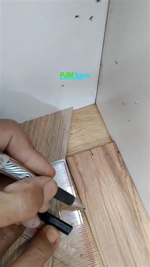 the formation of an acute angle of 30°