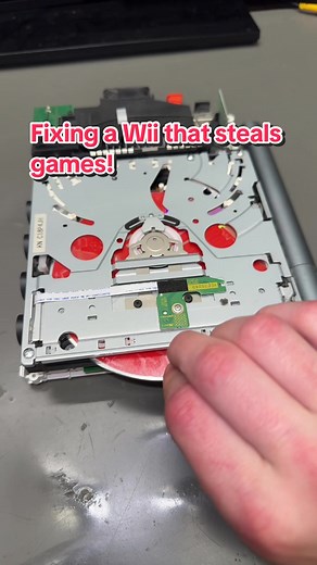 Fixing a Wii that steals games! 👮🏼‍♂️ #nintendo #wii #techrepair #repair #techtok #satisfying #4u