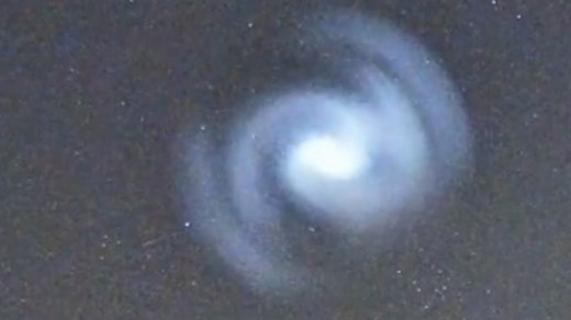 A strange spiral appeared in the sky - BBC explains what it was