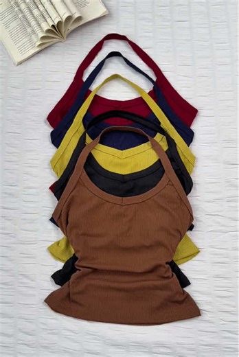 Halter neck tank, stretchy & chic! ✨#ribbedtanktop #tanktop #top #womensfashion #haltertop