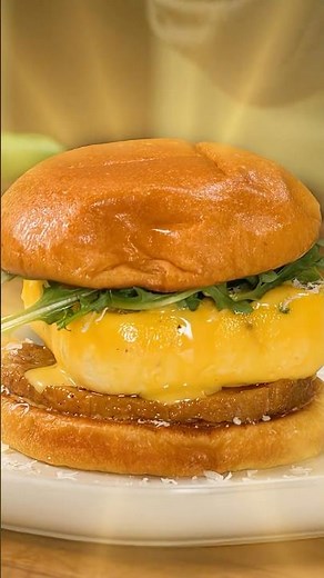 How to Make the Fluffiest Eggs 🍳