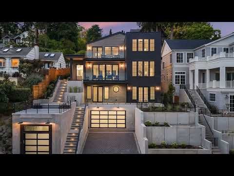Ultimate Waterfront Living—Modern Design Meets Seattle’s Best Views