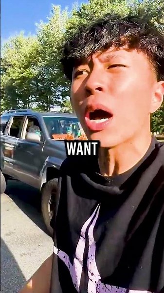 Ray Got Mad After A Fan Asked For A Picture At The Worst Time! 😭✌️