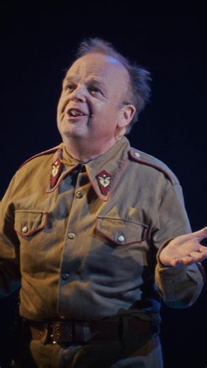 Jealousy. Power. Manipulation. Othello rages to life in a gripping new production, filmed live at London’s Theatre Royal Haymarket especially for the big screen. Starring David Harewood,Toby Jones, Caitlin FitzGerald and directed by Tom Morris, this is Shakespeare at full intensity - urgent, intimate, and impossible to ignore. | Everyman Cinemas