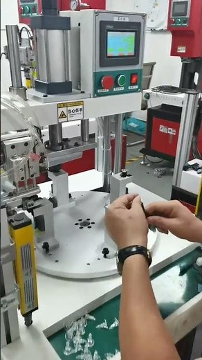 Pneumatic rotary table punching machine equipment mechanical equipment