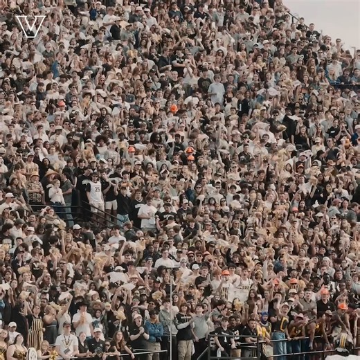 Bring the energy, Commodore Nation! | Vanderbilt Football