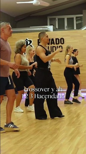 Salsa CrossOver step #danceturorial #salsa #danzasyacrobacias #dance