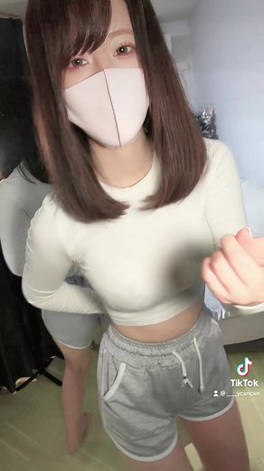 ウインク難しい ^_− ☆