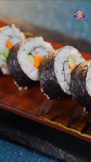 38K views · 60 reactions | Learn how to make Veg Sushi at home with our Chef Bhumika! Veg Sushi Ingredients: 1 cup Gobindobhog Rice (soaked) Water 1 tbsp Vinegar 2 tsp Sugar Salt To Taste 1 Cucumber 1 Carrot 1 Nori Sheet Water #SushiRecipe #VegSushi #japaneserecipe #AnybodyCanCookWithRajshriFood | Rajshri Food | Facebook