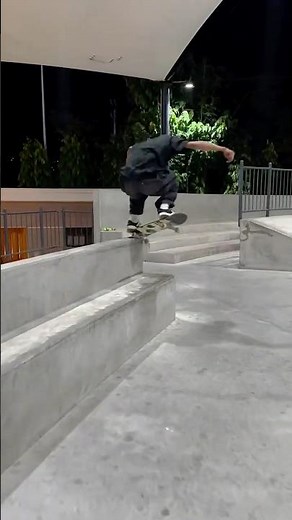 This guy's just playing with his board now! #skateboarding #crazy