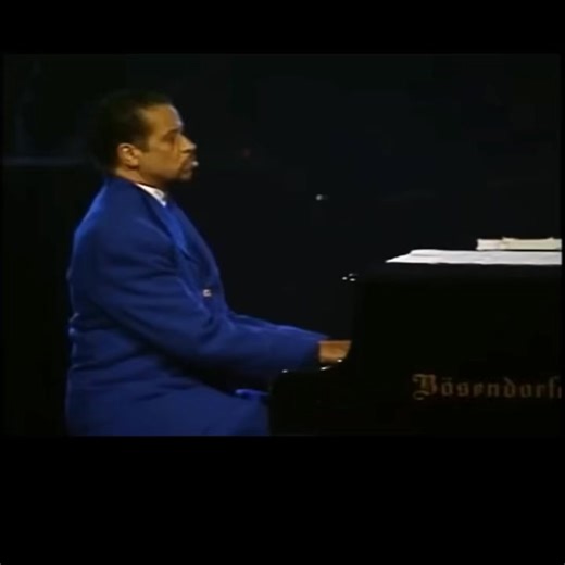 I’m ending my 2025 saying farewell to Richard Smallwood, but his music legacy will be coming with me in 2026 and shall live on for generations to come. He left his mark on the earth and will never be forgotten. His songs were penned by God. They’re timeless. Sending love to his family and all his singers. We love you Richard💙💙💙 | Mothers of the Gospel