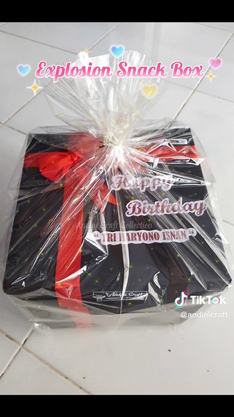 Unique DIY Explosion Snack Box Tutorial for Special Gifts