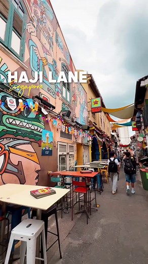 Explore the Colorful Haji Lane in Kampong Glam