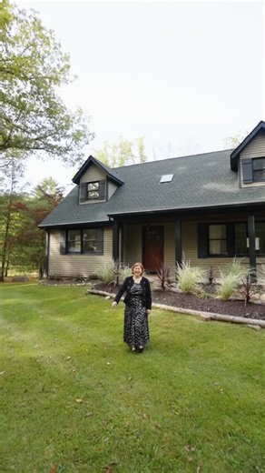 Introducing 55 Ginger Rd, High Falls, NY! Escape to your own Hudson Valley hideaway 🌿 This fully renovated 4 bed / 4 bath gem sits on 24 serene acres bordering the Mohonk Preserve, offering total privacy and direct trail access. With rustic-modern touches, a chef’s dream kitchen, cozy wood-burning stove, and a finished lower level with its own kitchenette, this home is a nature lover’s dream come true. 🗓 Open House Saturday, October 11, 2025. Noon – 2:00 PM Give me a call if you know of anyone
