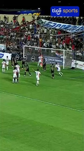 ⚽️¡EMPATÓ EL TRICO! Ignacio Bailone, desde los doce pasos, marca el gol de Nacional. #AperturaAPF2026