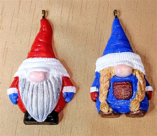 Gnome Christmas Ornament Duo – Resin, Hand-painted (set of 2) - Etsy