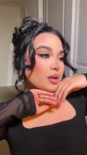 Easy Eyeshadow Tutorial for Beginners