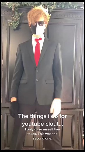 #stitch with @ranboolive Day 15 I found this keyboard next to an old abandoned shack in the middle of the woods not even kidding #ranboolive #fyp