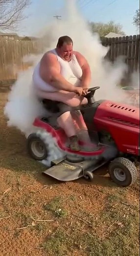 That Lawnmower Burnout Got OUT OF HAND 🚜💨